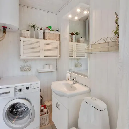 Eimi - 1-5km From The Sea In Nw Jutland By Interhome Holiday home